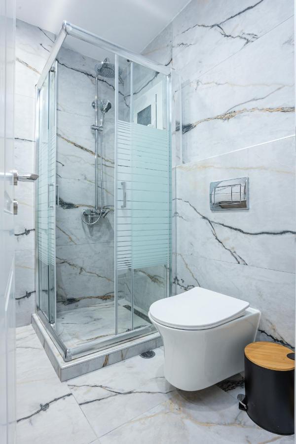 Luxury Downtown Apartment E1 Салоники Экстерьер фото