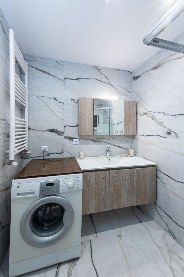 Luxury Downtown Apartment E1 Салоники Экстерьер фото