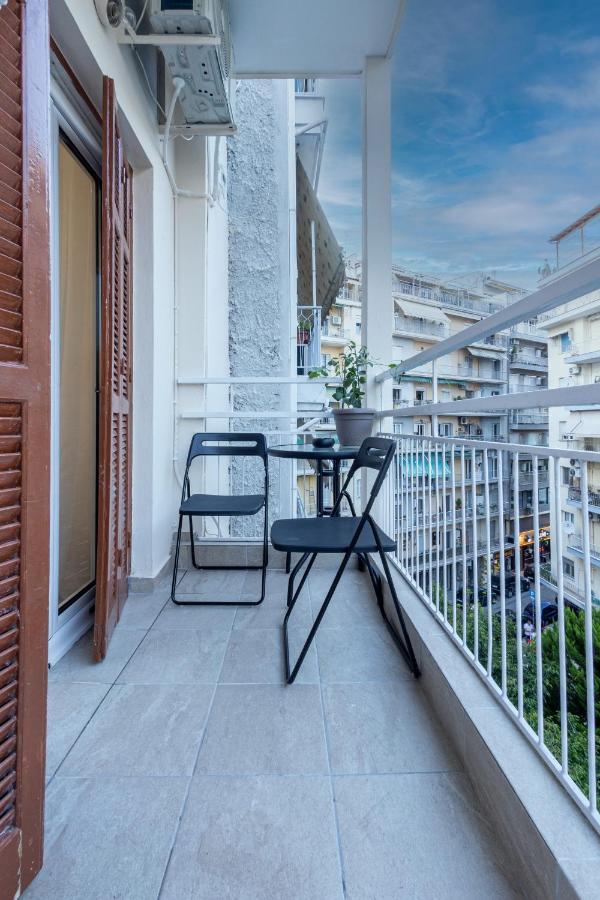 Luxury Downtown Apartment E1 Салоники Экстерьер фото